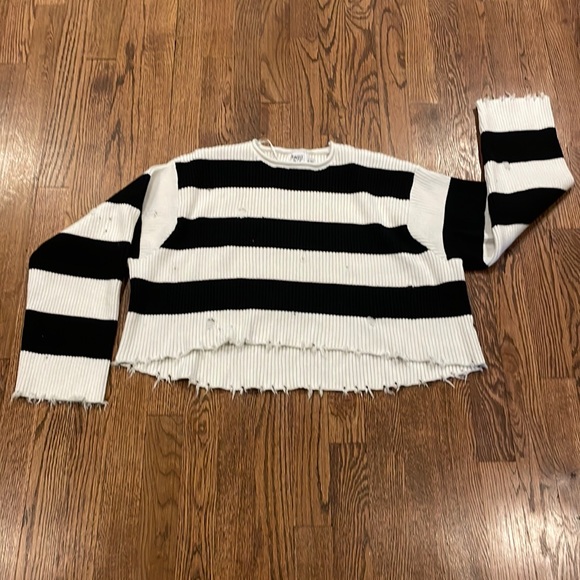Princess Polly black & white striped destructed cotton ribbed sweater size S/M - Picture 1 of 7